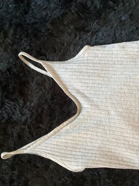 H&M Women’s Grey Tank Top (Cropped)